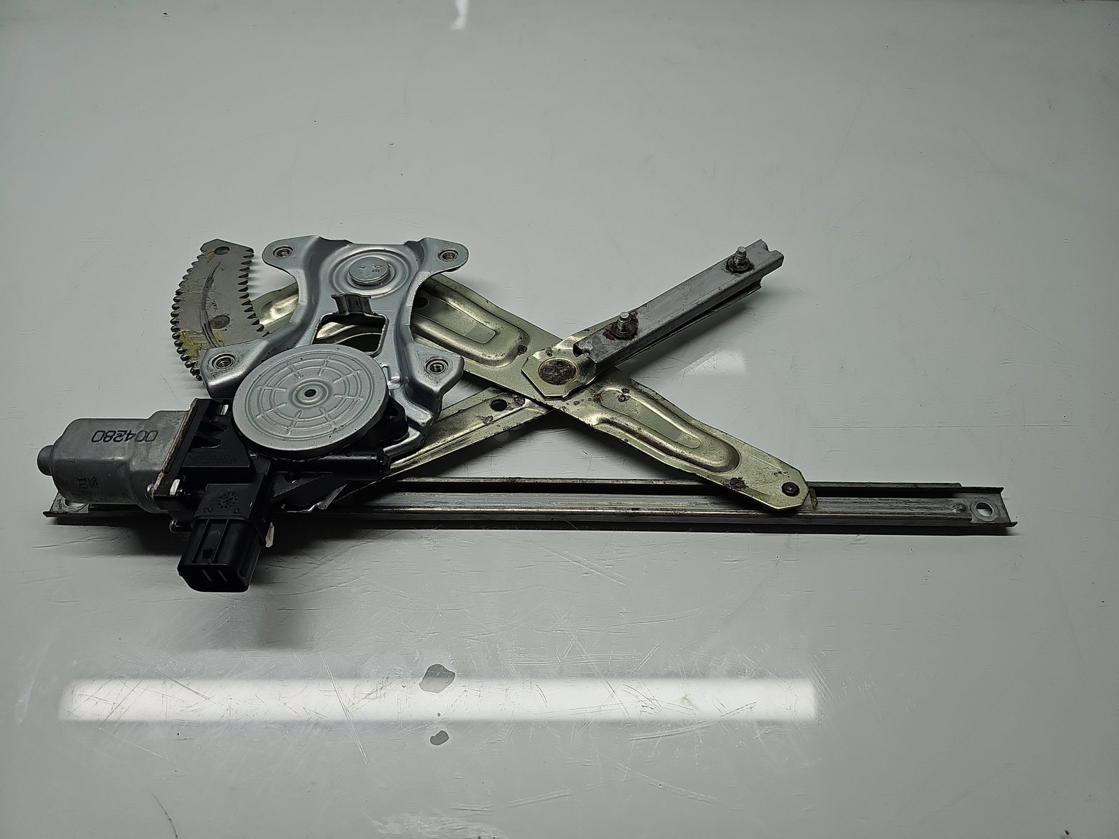 Macara electrica geam stanga spate MITSUBISHI ASX (GA) [Fabr 2010-2020] SUV OEM - imagine 1