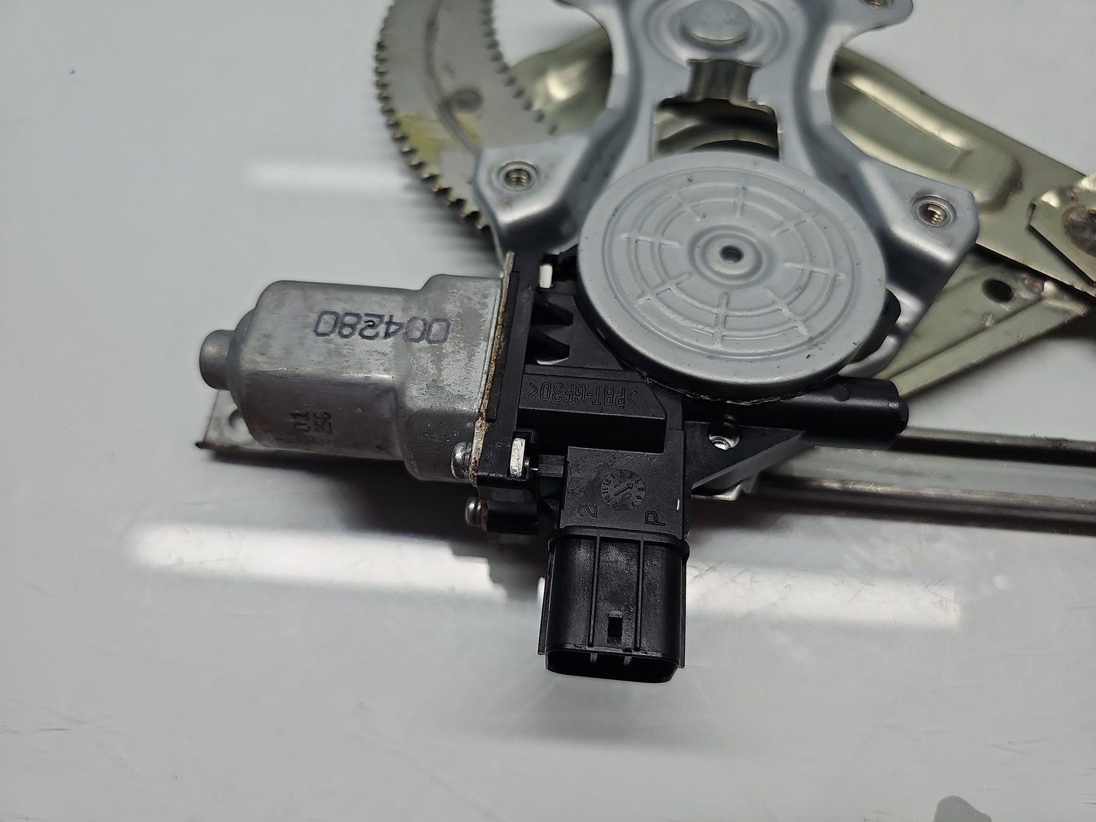 Macara electrica geam stanga spate MITSUBISHI ASX (GA) [Fabr 2010-2020] SUV OEM - imagine 2