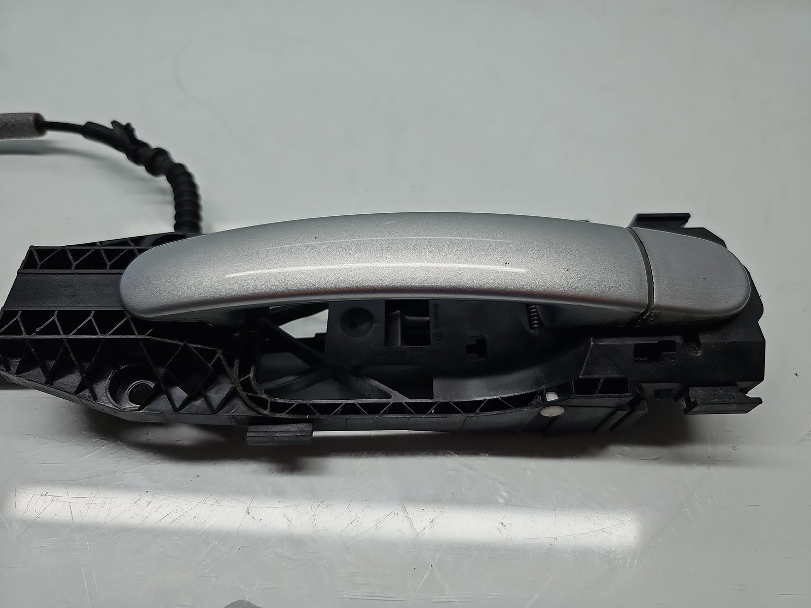 Maner usa stanga spate Volkswagen Tiguan (5N) [Fabr 2007-2016] SUV LA7W - imagine 2