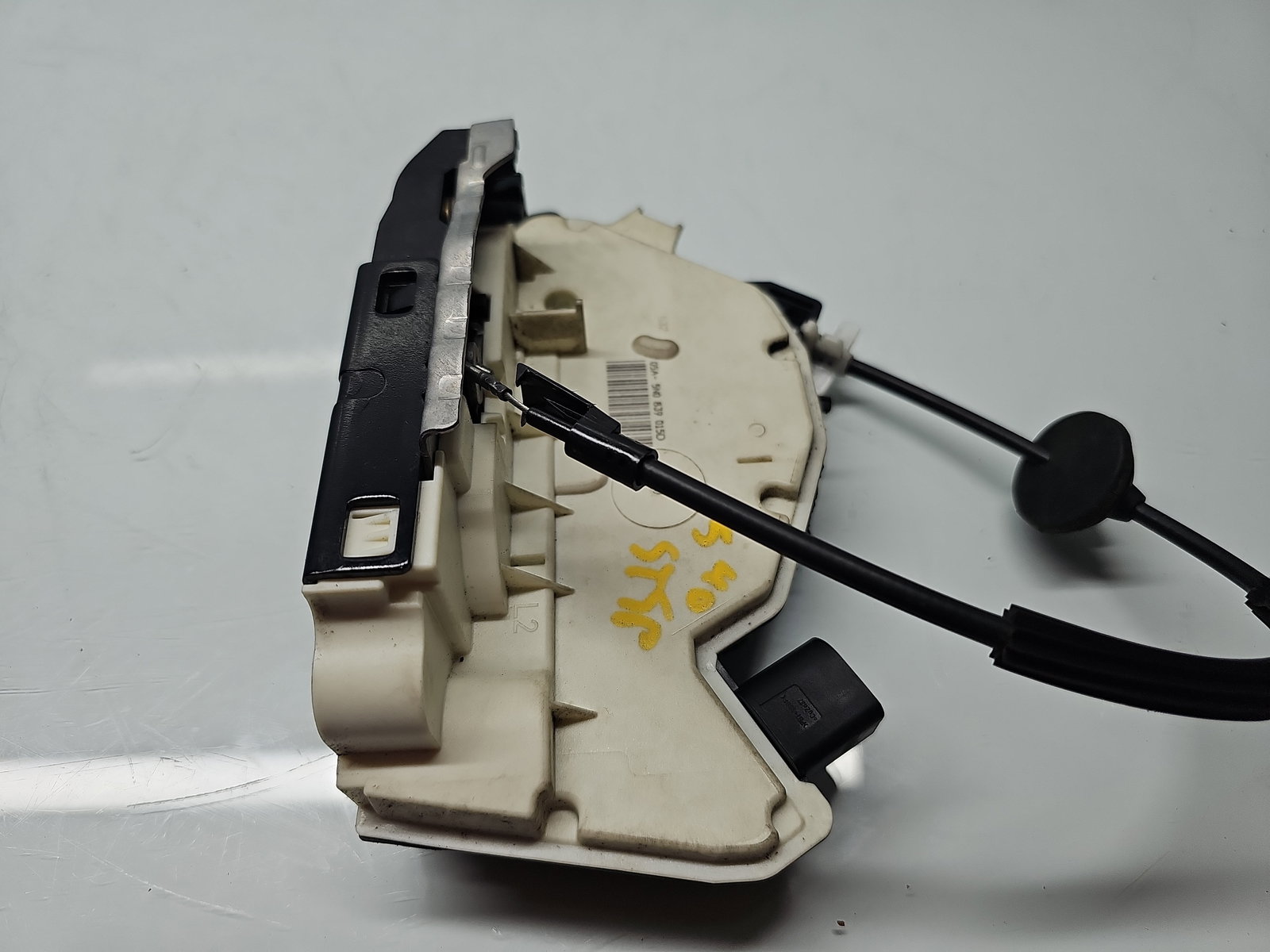 Broasca usa stanga spate Volkswagen Tiguan (5N) [Fabr 2007-2016] SUV 5N0839015D - imagine 2