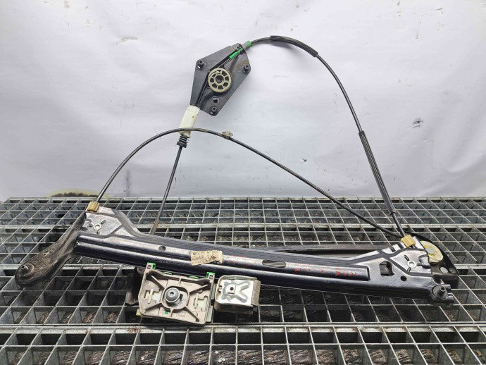 Macara electrica geam dreapta fata Audi A5 (8T3) [Fabr 2007-2015] 8T0837462C