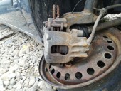 Etrier dreapta fata Ford Focus 1 1.6 benz OEM 1998-2005