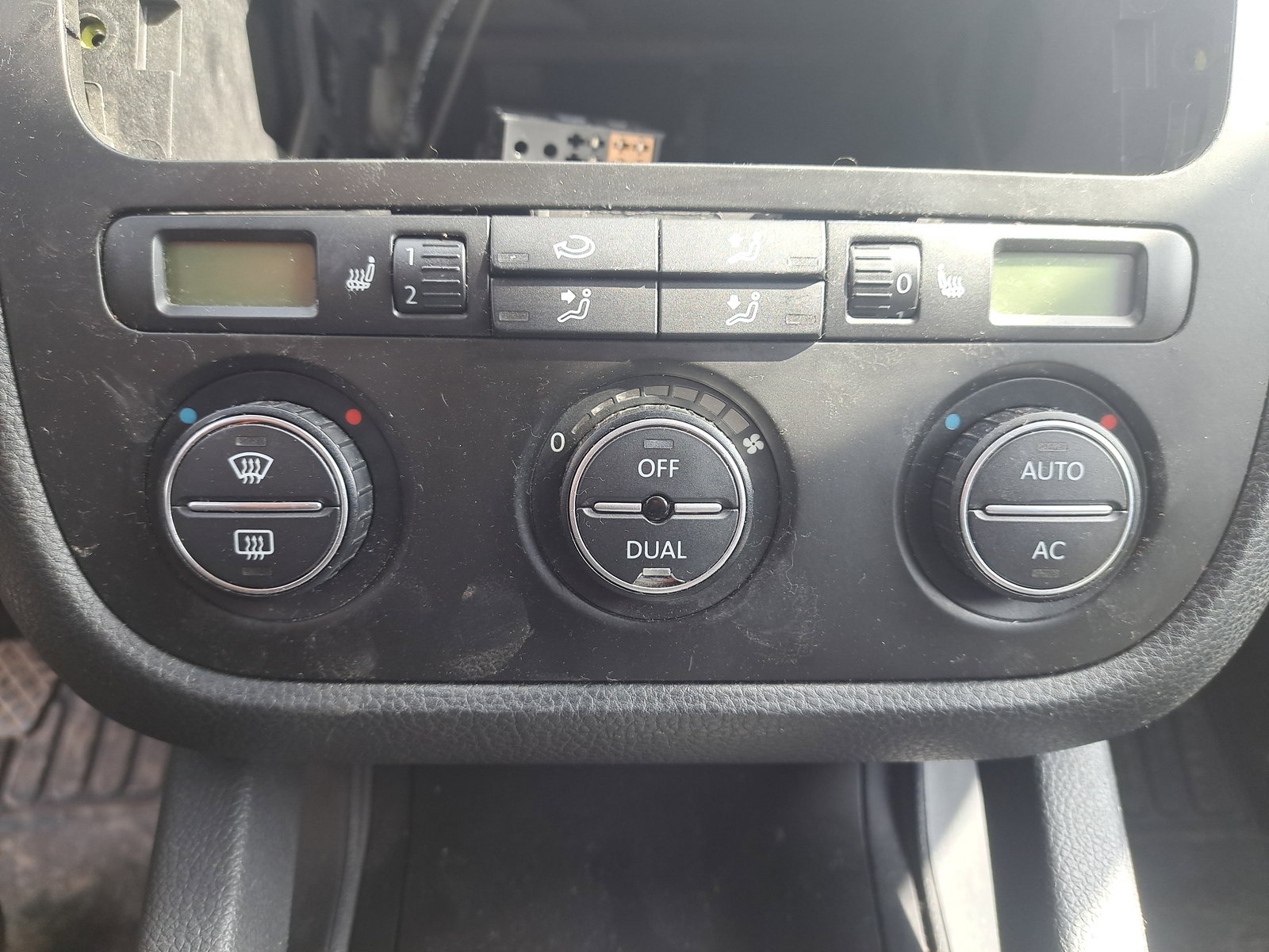 Panou comanda clima Volkswagen Golf 5 (1K1) [Fabr 2004-2008]