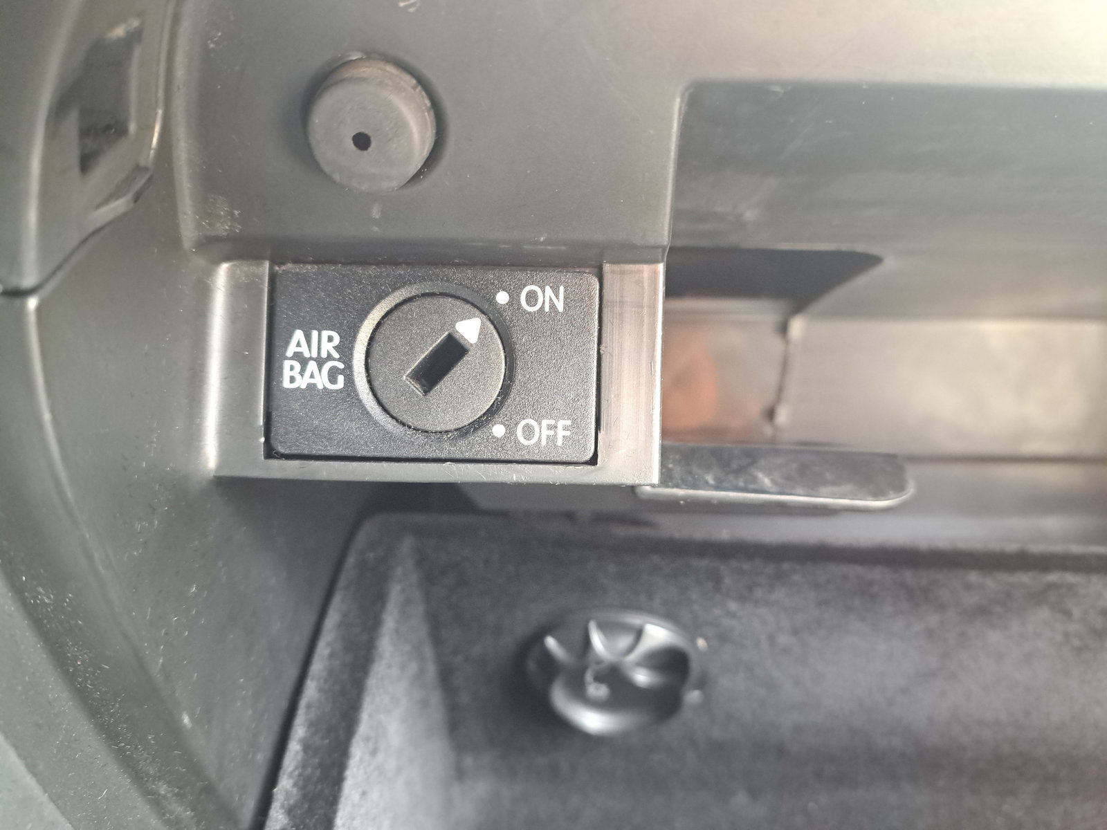 Buton ON/OFF airbag Volkswagen Golf 5 (1K1) [Fabr 2004-2008]
