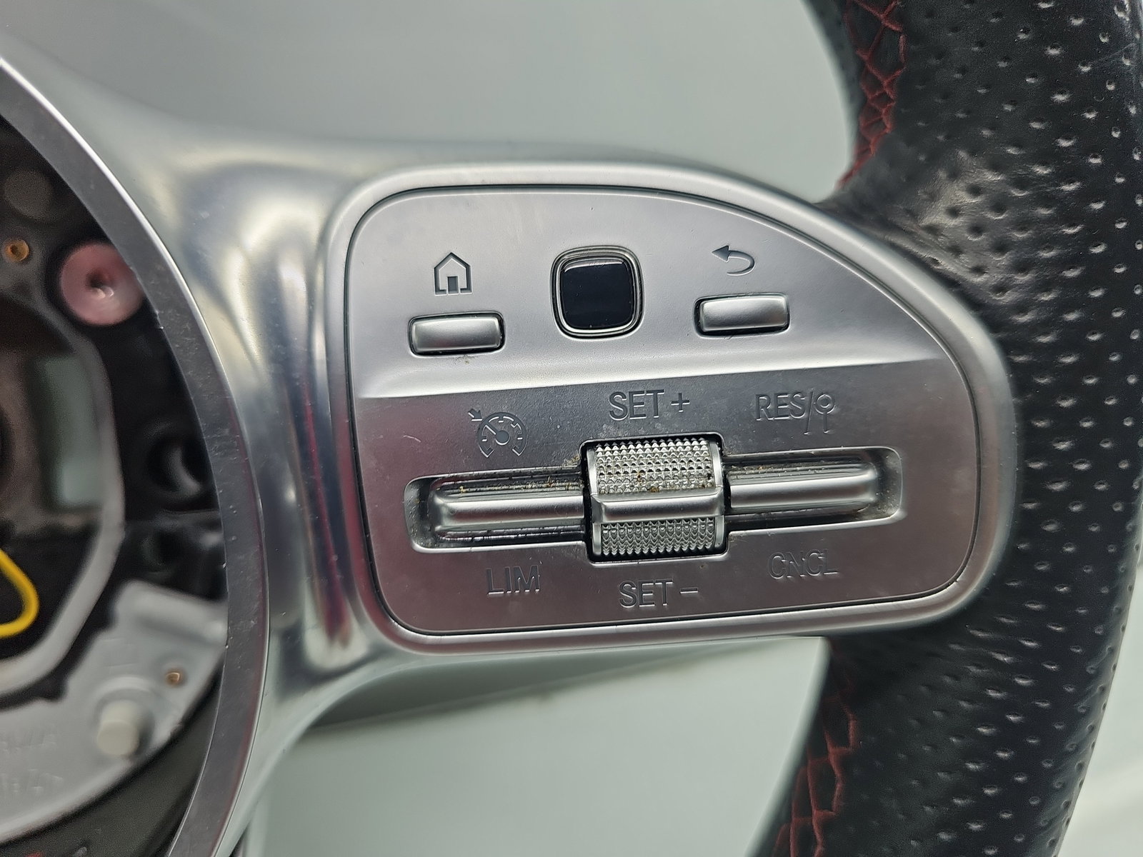 Volan Mercedes Clasa A (W177) [Fabr 2019-2024] A0050004599 - imagine 3