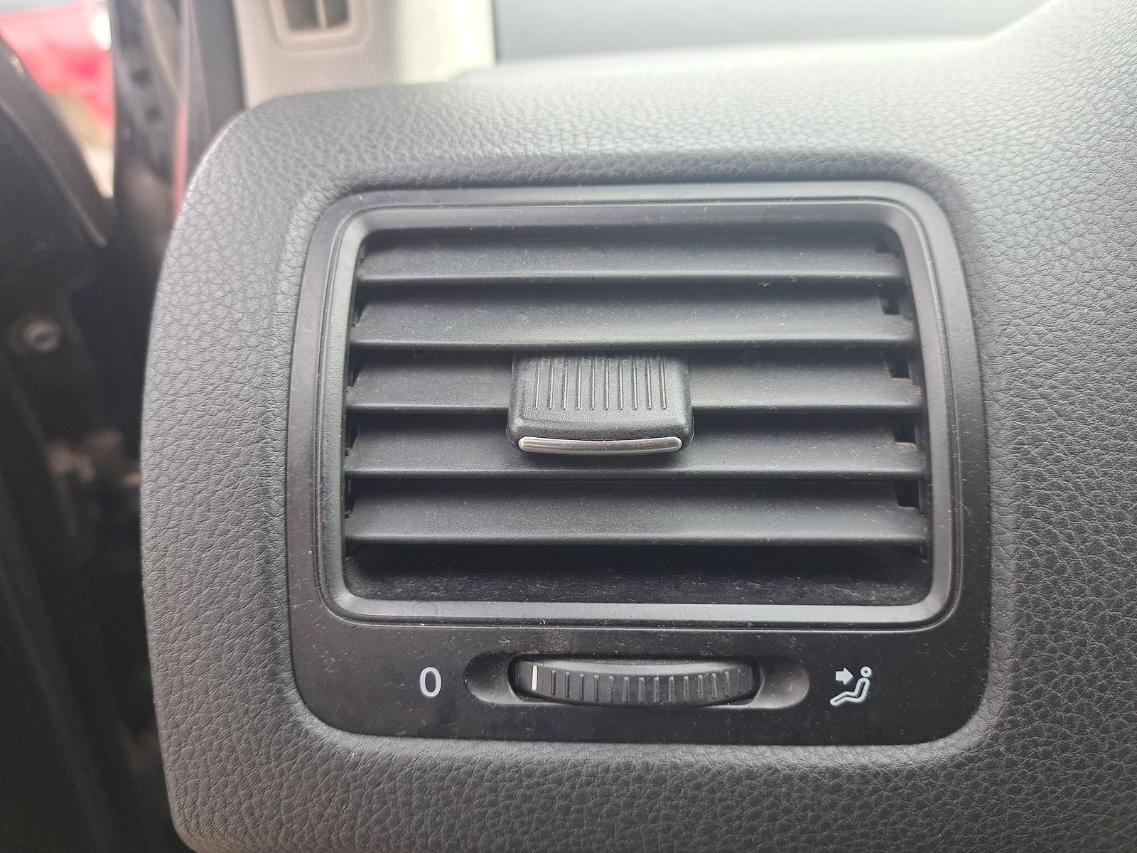 Grila aerisire stanga Volkswagen Golf 5 (1K1) [Fabr 2004-2008] - imagine 1