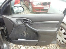 Fata usa dreapta fata Ford Focus 1 1.6 benz OEM 1998-2005