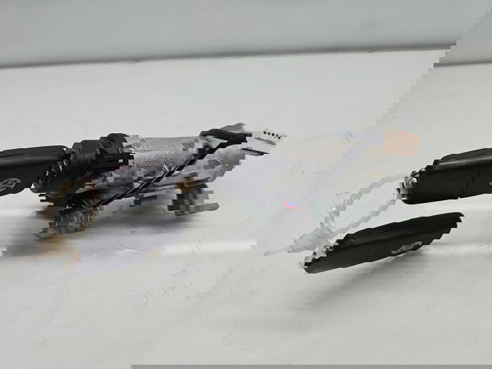 Contact cu cheie Volkswagen Tiguan (5N) [Fabr 2007-2016] 1K0905851B 2.0 TDI CFFB 103KW / 140CP