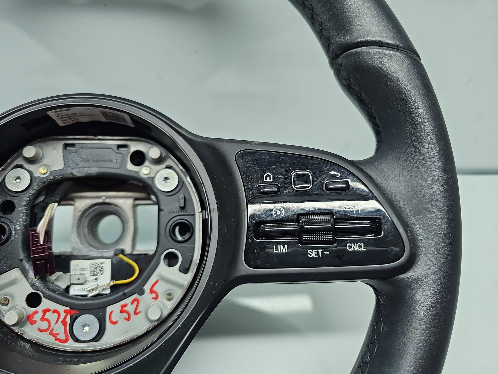 Volan Mercedes Clasa A (W177) [Fabr 2019-2024] A0050071999 - imagine 3