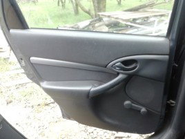 Fata usa stanga spate Ford Focus 1 1.6 benz OEM 1998-2005