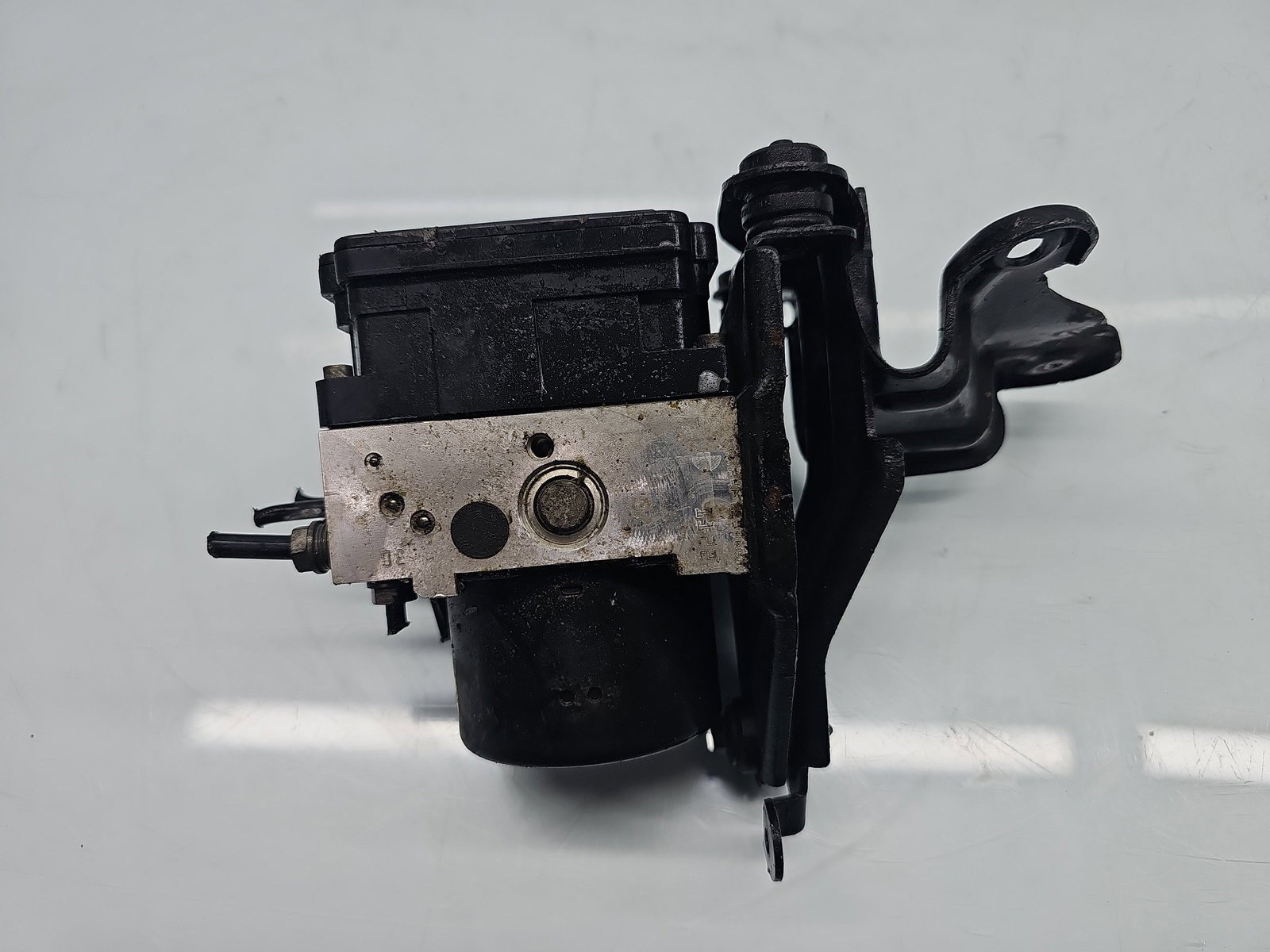 Pompa ABS Volkswagen Golf 6 (5K1) [Fabr 2009-2013] 1K0614517DP 2.0 TDI CFFB 103KW / 140CP - imagine 4