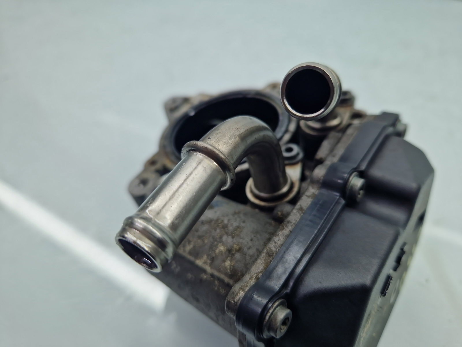 Clapeta acceleratie Seat Leon (5F1) [Fabr 2012-2018] 04L128063H 1.6 TDI CLHA 77KW / 105CP - imagine 3