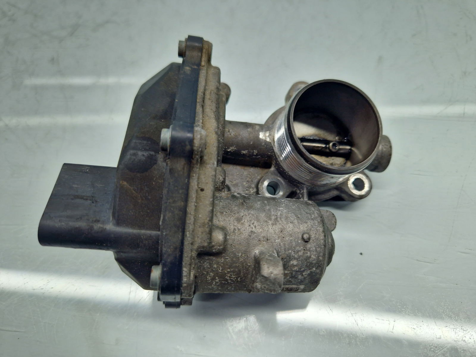 Supapa EGR AUDI A3 Sportback (8VS, 8VM) [Fabr 2013-prezent] 04L131501 1.6 TDI CLHA 77KW / 105CP - imagine 1