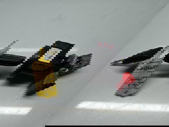 Contact cu cheie Dacia Duster 2 [Fabr 2017-2023] 285916556R 1.5 DCI K9K872 85KW / 115CP