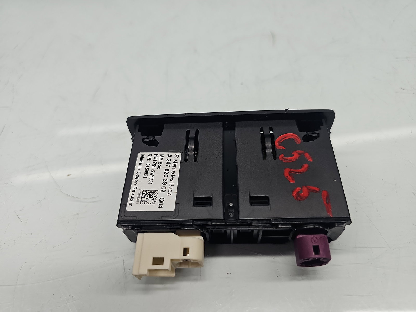 Conector auxiliar USB Mercedes Clasa A (W177) [Fabr 2019-2024] A2478203902 - imagine 4