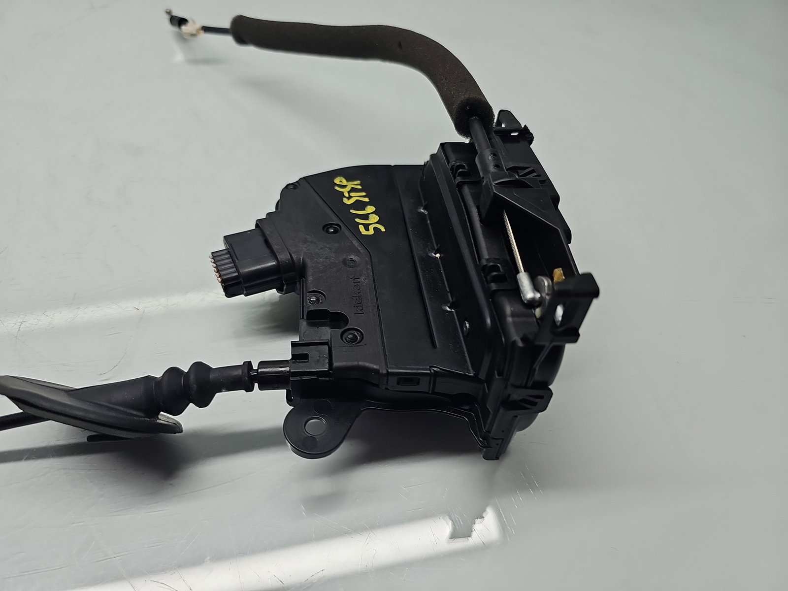 Broasca usa stanga spate Renault Clio 4 [Fabr 2012-2020] Hatchback 825018409R - imagine 3