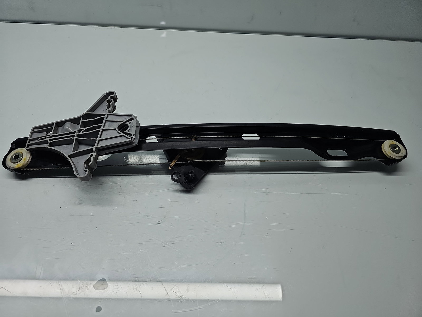 Macara electrica geam dreapta spate Volkswagen Tiguan (5N) [Fabr 2007-2016] SUV OEM - imagine 3