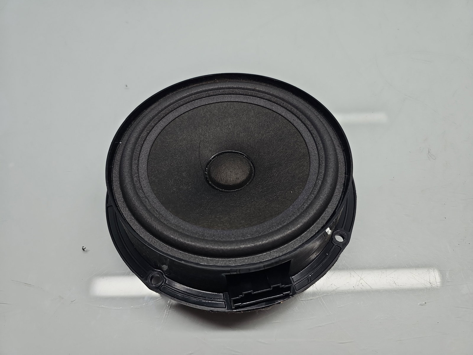 Boxa dreapta spate Volkswagen Tiguan (5N) [Fabr 2007-2016] 5N0035453C