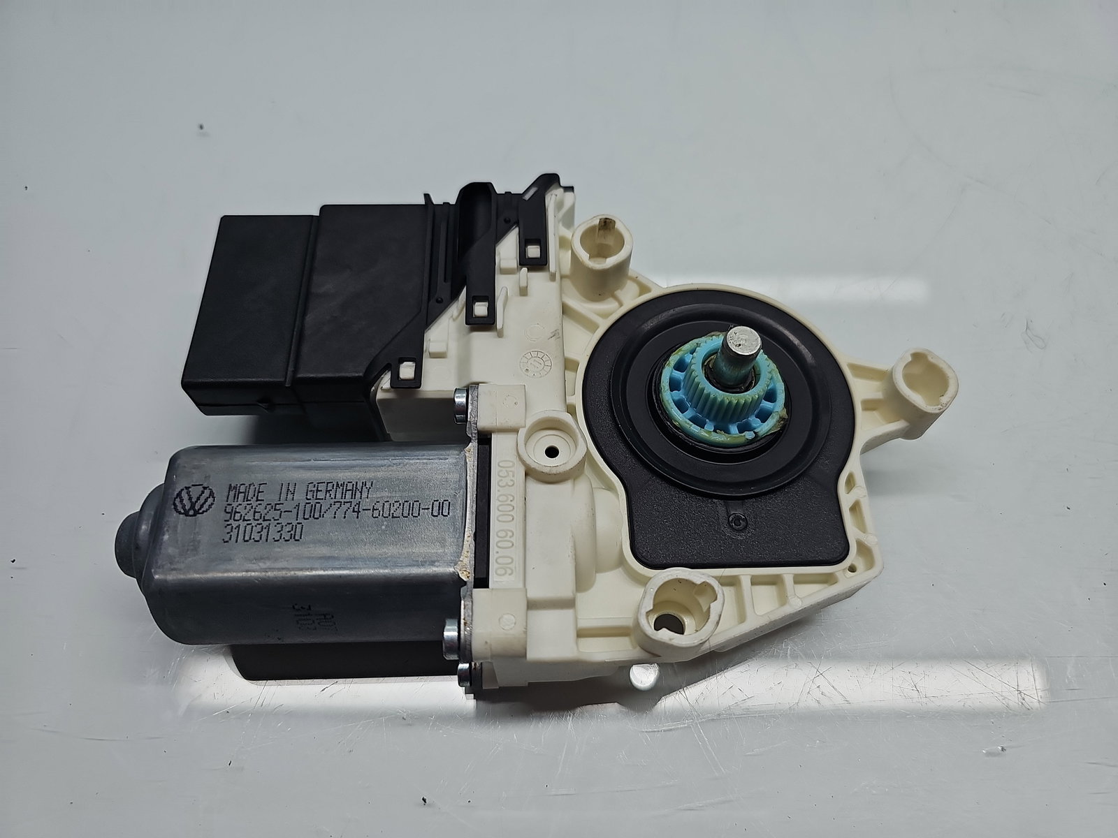 Motoras geam dreapta spate Volkswagen Tiguan (5N) [Fabr 2007-2016] SUV 5N0959704D - imagine 3