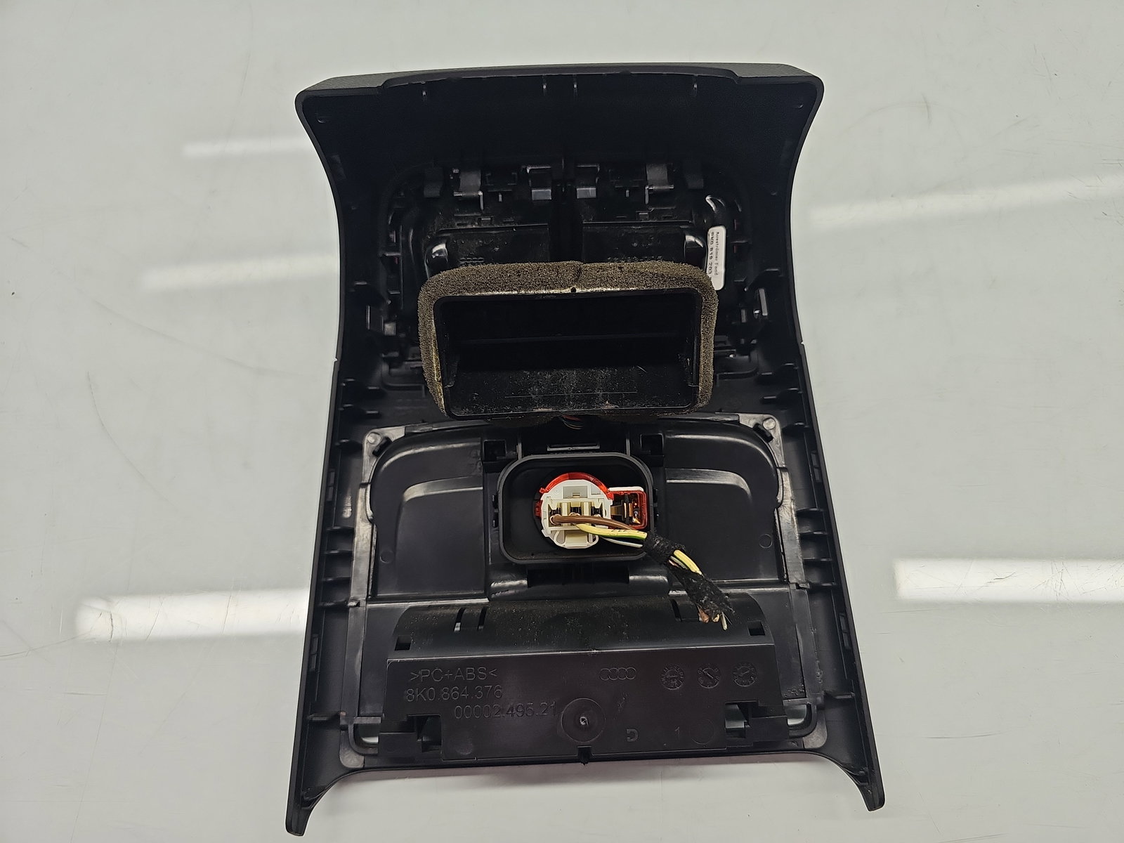 Grila aerisire spate AUDI A5 Cabriolet (8F7) [Fabr 2009-2015] 8K0864376 - imagine 3