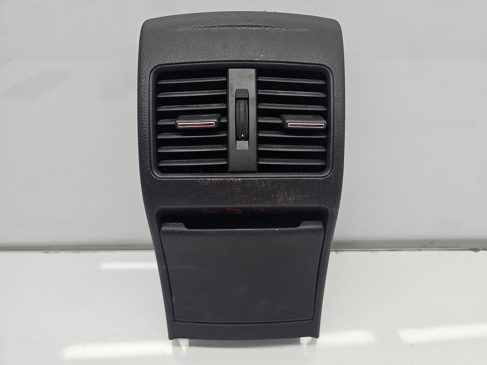 Grila aerisire spate Mercedes Clasa A (W176) [Fabr 2012-2018] A2468300502 - imagine 1