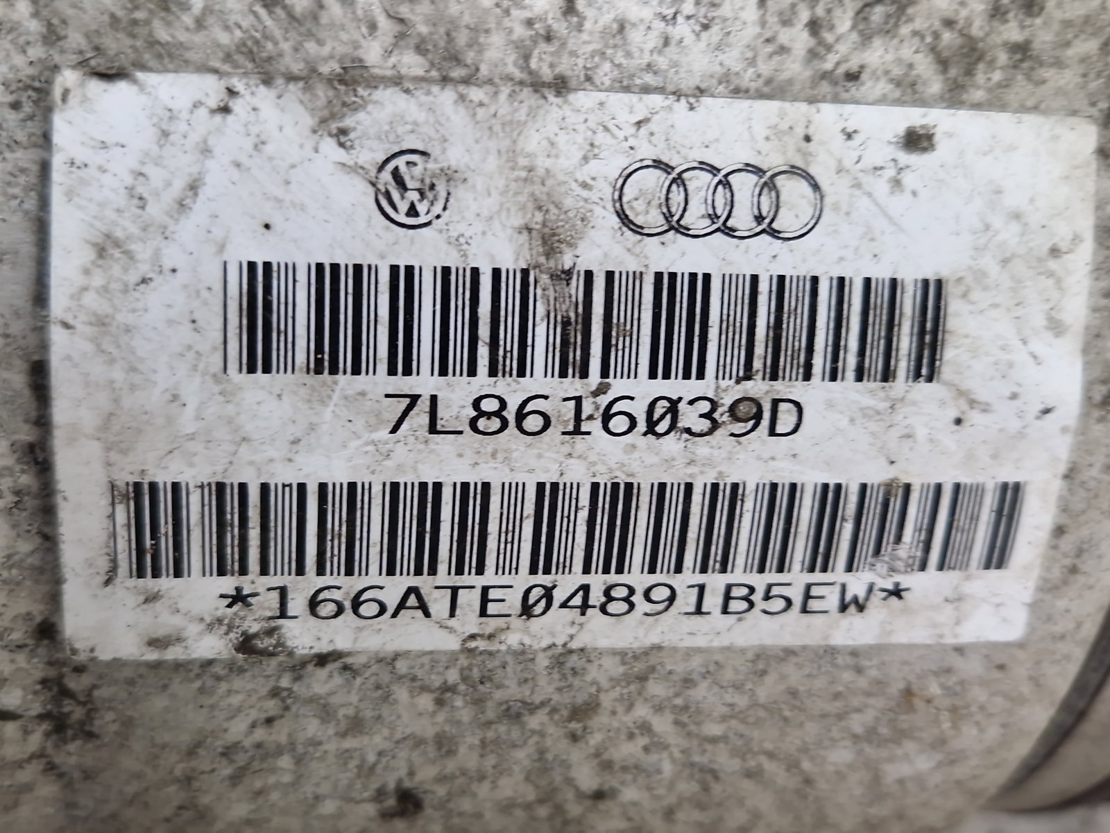 Perna aer dreapta fata AUDI Q7 (4LB) [Fabr 2006-2014] Facelift 3.0 TDI CJGA 176KW / 240CP - imagine 5