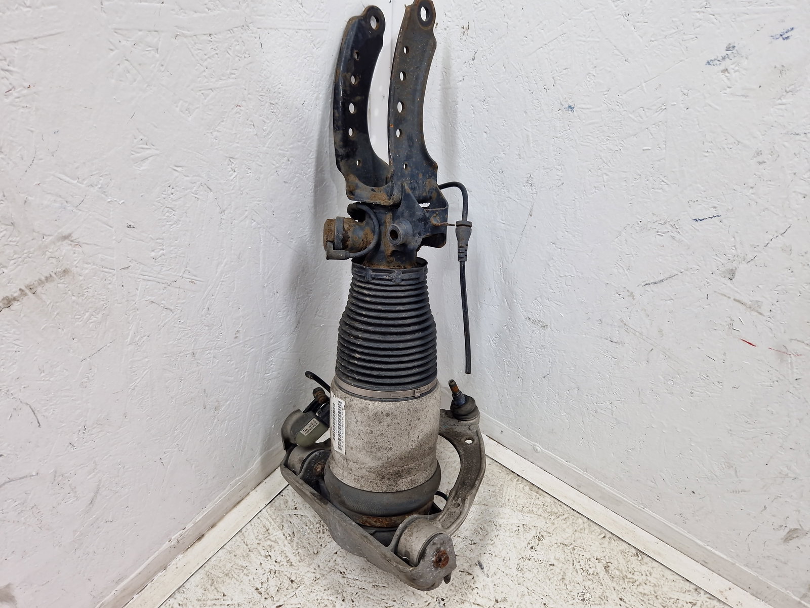 Perna aer stanga fata AUDI Q7 (4LB) [Fabr 2006-2014] Facelift 3.0 TDI CJGA 176KW / 240CP - imagine 2