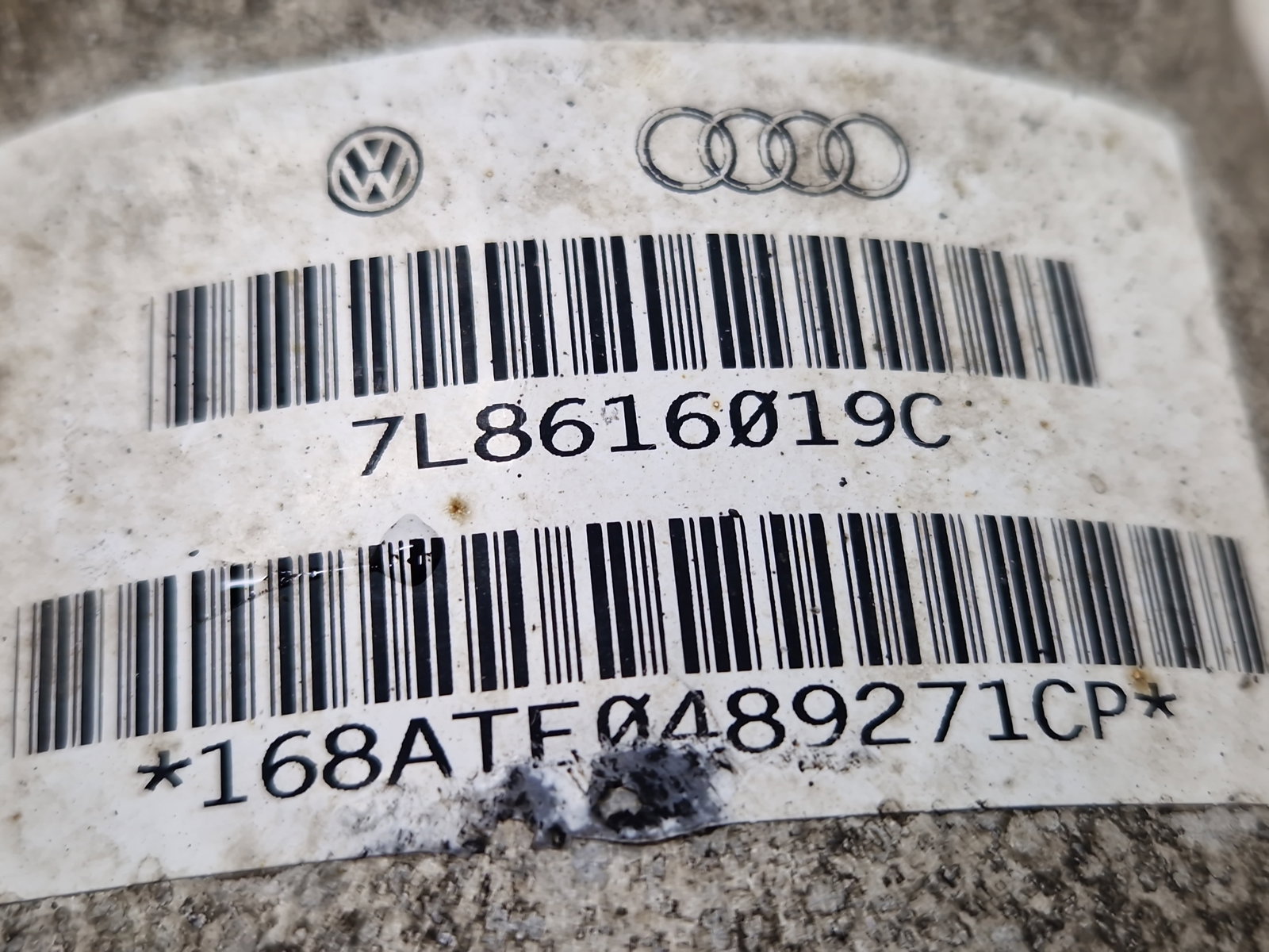 Perna aer stanga spate AUDI Q7 (4LB) [Fabr 2006-2014] Facelift 3.0 TDI CJGA 176KW / 240CP - imagine 6