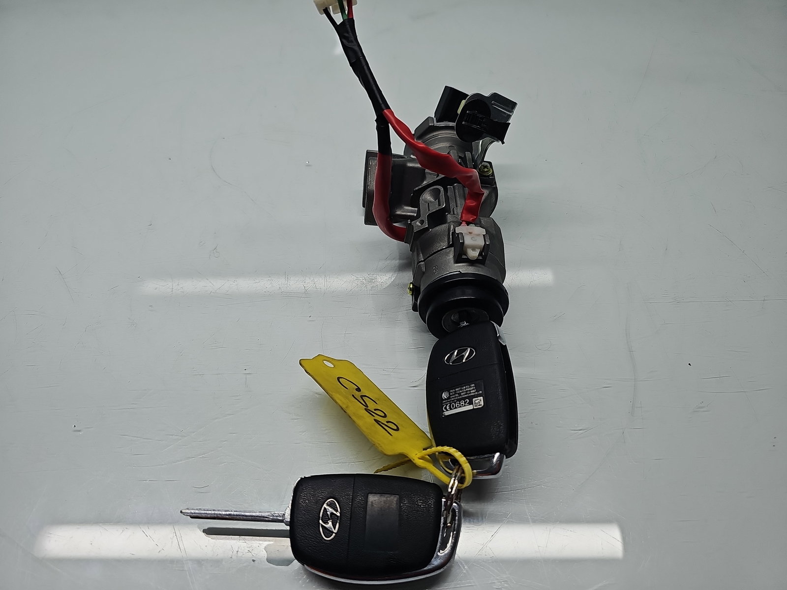 Contact cu cheie Hyundai ix35 (LM) [Fabr 2010-2017] OEM 1.7 CRDI D4FD 85KW / 115CP - imagine 2