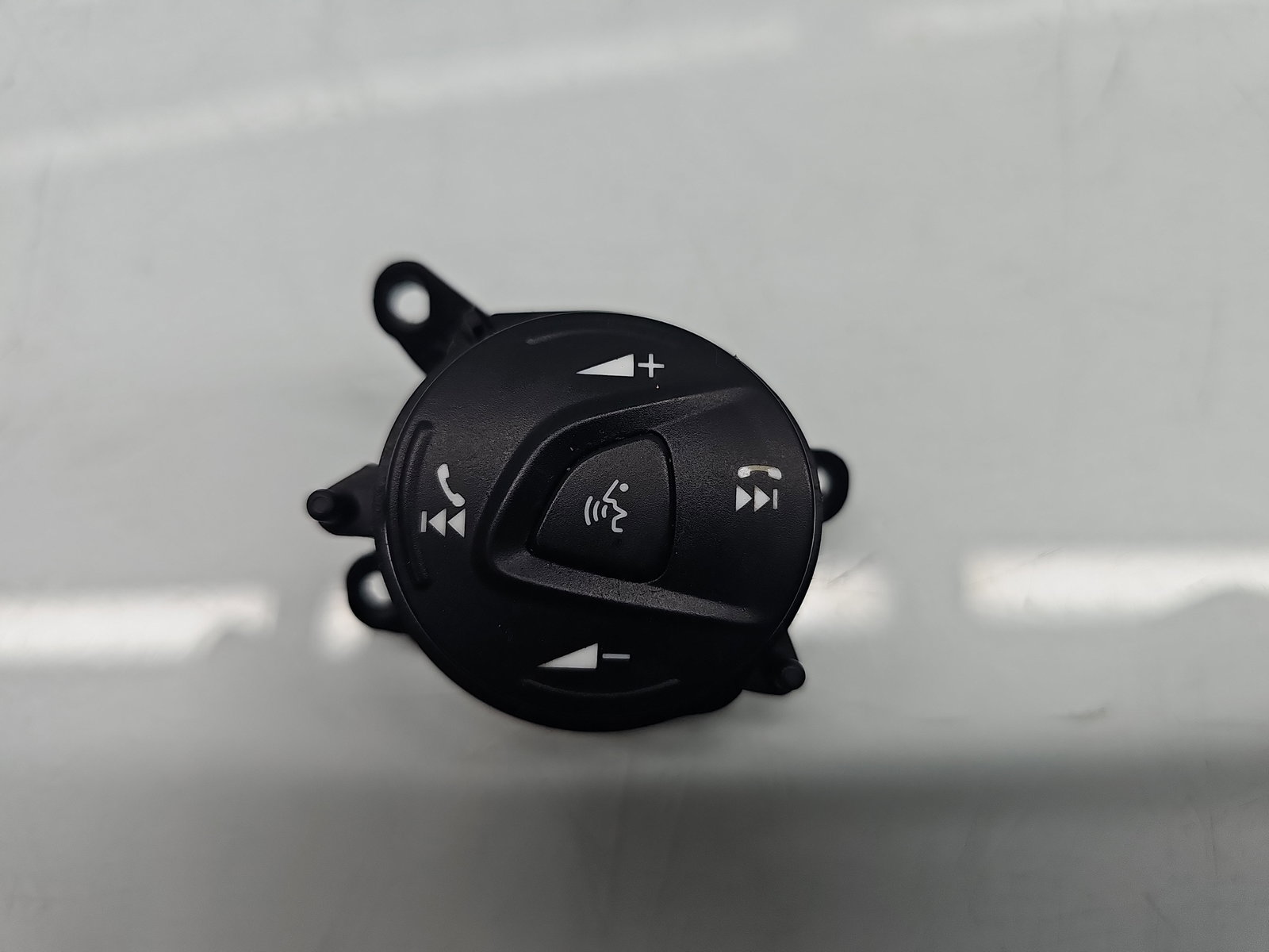 Comenzi volan Ford Focus 3 [Fabr 2010-2018] DM5T-14K147-DA - imagine 1