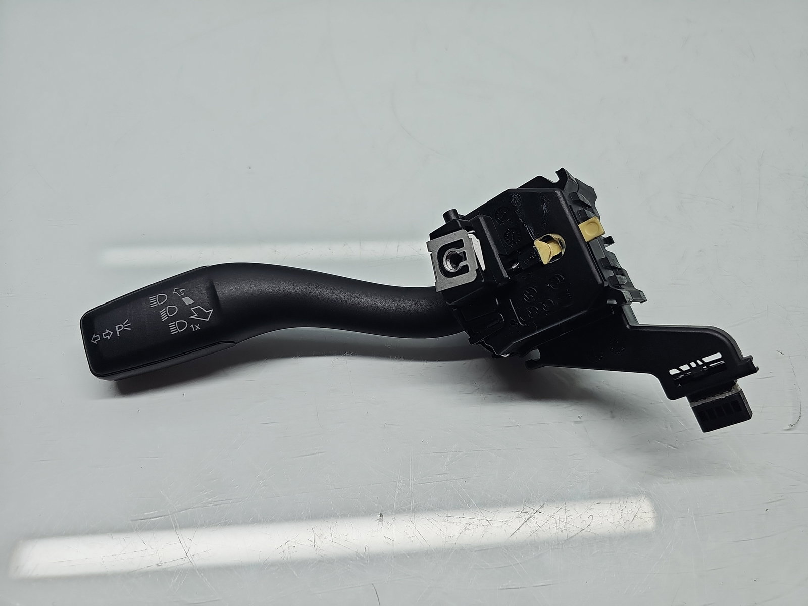 Maneta semnalizare AUDI A3 (8P1) [Fabr 2003-2012] 8P0953513E - imagine 1