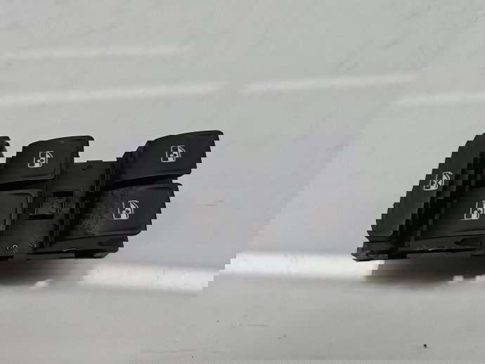 Butoane comanda geamuri sofer Volkswagen Passat B8 (3G2) [Fabr 2015-prezent] 5G0959857D