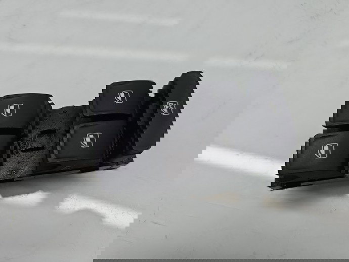 Butoane comanda geamuri sofer Volkswagen Golf 7 (5G) [Fabr 2014-prezent] 5G0959857B