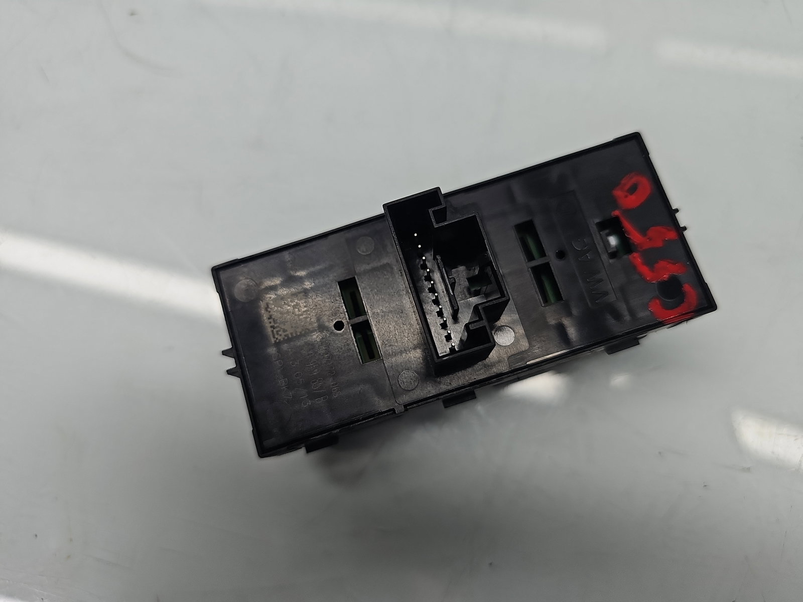 Butoane comanda geamuri sofer Volkswagen Golf 7 (5G) [Fabr 2014-prezent] 5G0959857B - imagine 4