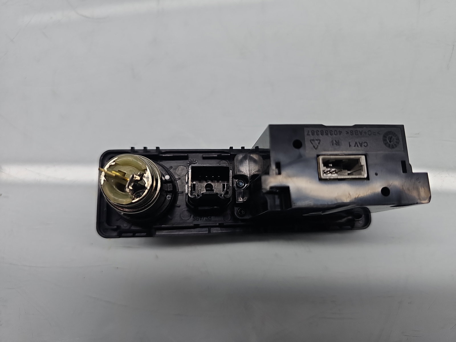 Conector auxiliar USB Jaguar XF (X250) [Fabr 2008-2015] Facelift AW9319C166AA - imagine 3