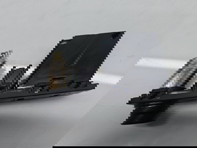 Conector auxiliar USB Jaguar XF (X250) [Fabr 2008-2015] Facelift AW9319C166AA