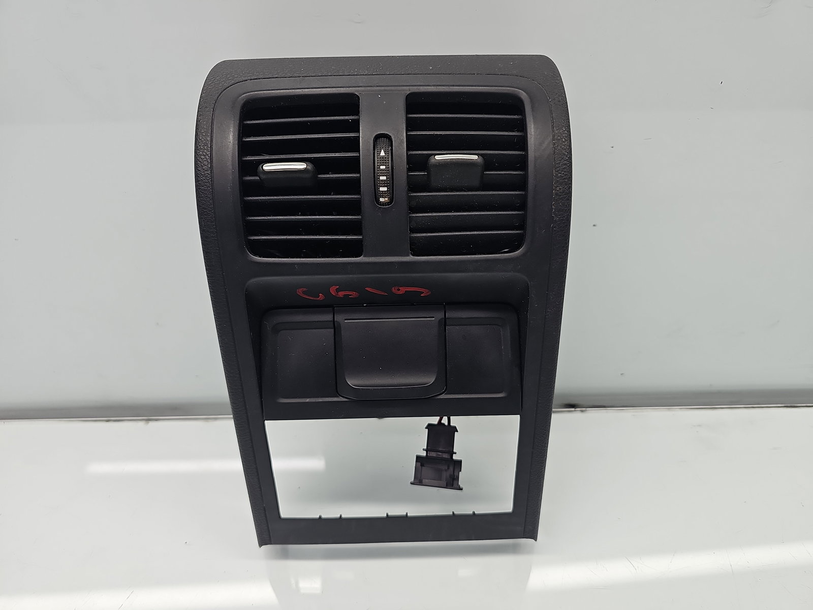 Grila aerisire spate Volkswagen Passat CC (358) Facelift [Fabr 2012-2016] 3AA864298 - imagine 1