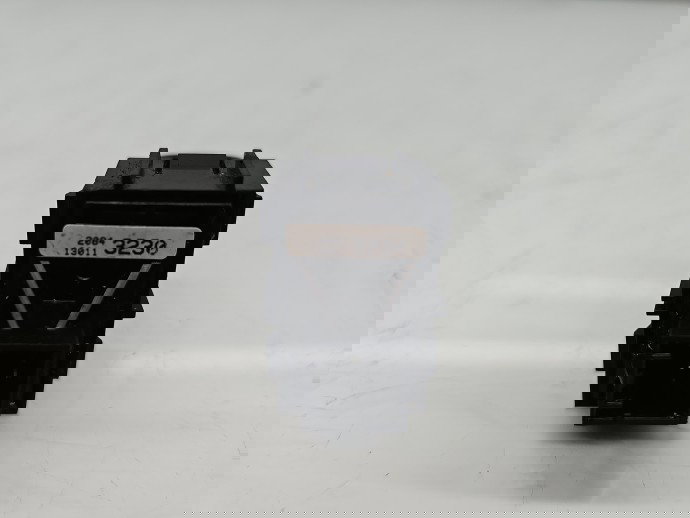 Buton frana de mana Opel Astra J [Fabr 2009-2015] 130113230