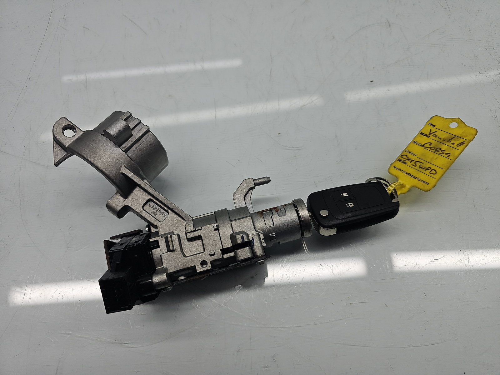 Contact cu cheie Opel Corsa E [Fabr 2014-prezent] 13364322 1.4 Benz B14XEL 66KW / 90CP - imagine 1