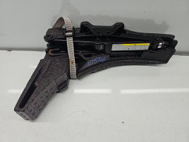 Cric Volkswagen Golf 7 (5G) [Fabr 2014-prezent] 5Q0011031B