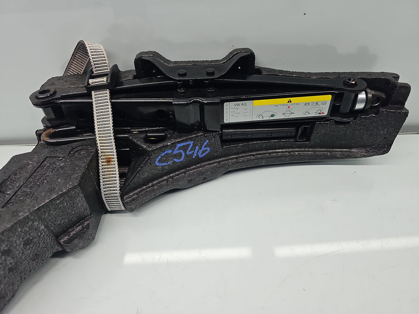 Cric Volkswagen Golf 7 (5G) [Fabr 2014-prezent] 5Q0011031B - imagine 2