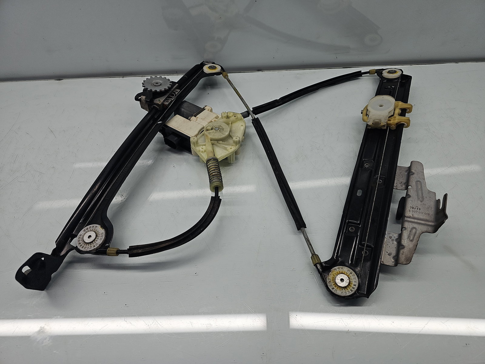 Macara electrica geam stanga spate Bmw 5 GT (F07) [Fabr 2011-2016] Hatchback 7017315 - imagine 1