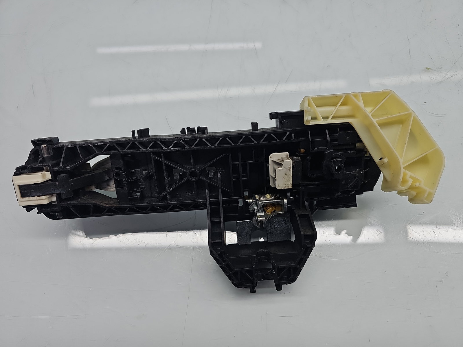 Maner usa dreapta spate Mercedes Clasa E (W212) [Fabr 2009-2016] Break AMG 650U Alb Calcite - imagine 3