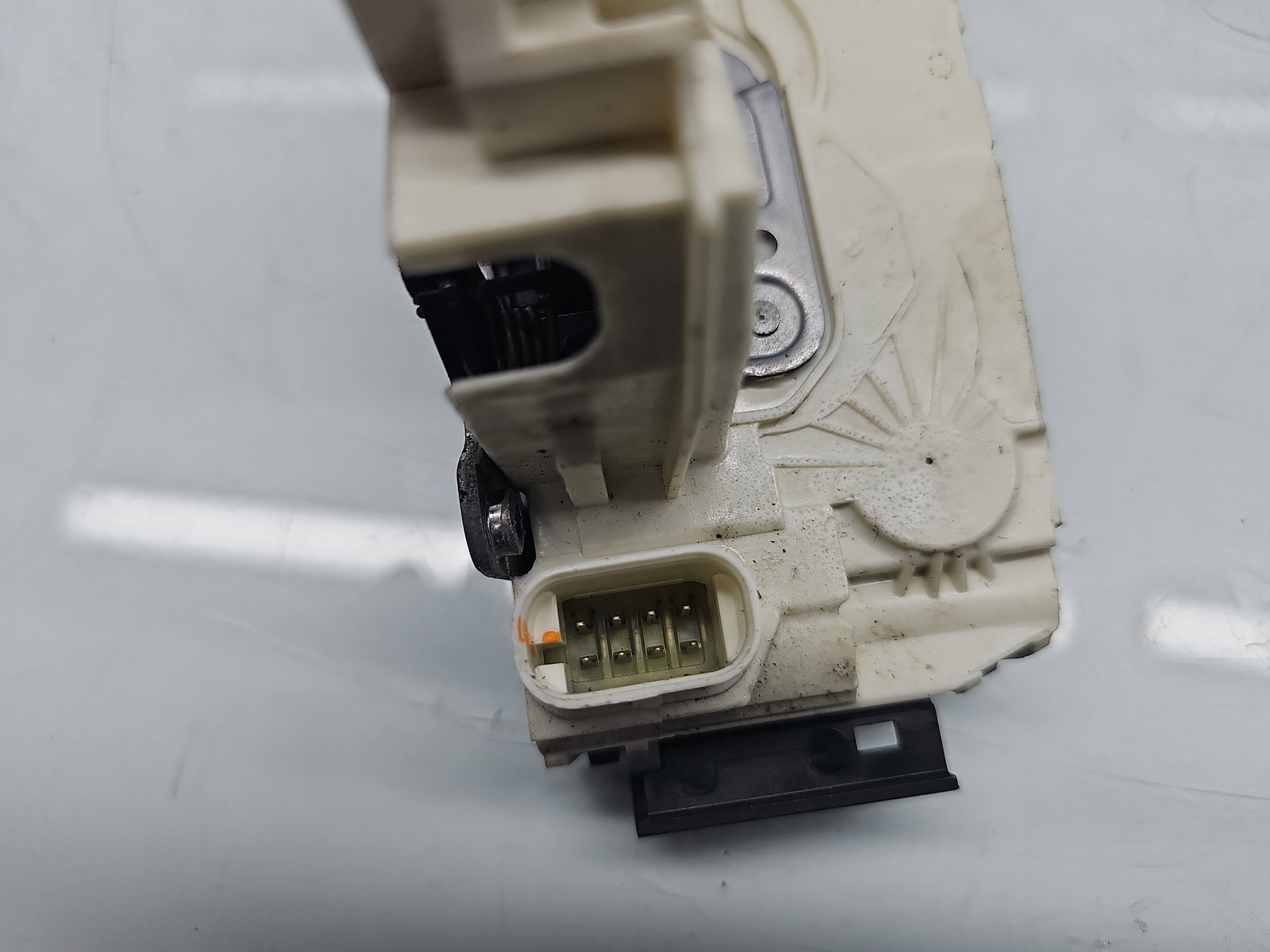 Broasca usa dreapta spate Mercedes Clasa E (W212) [Fabr 2009-2016] Break AMG A2047302235 - imagine 2