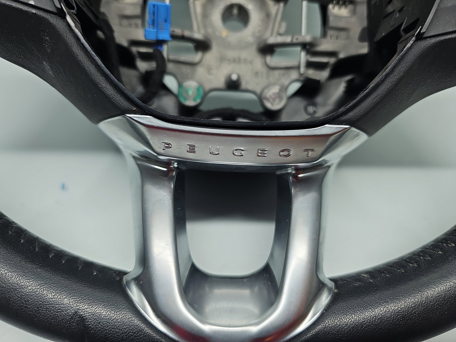 Volan PEUGEOT 2008 [Fabr 2013-prezent] 98094115ZD - imagine 4