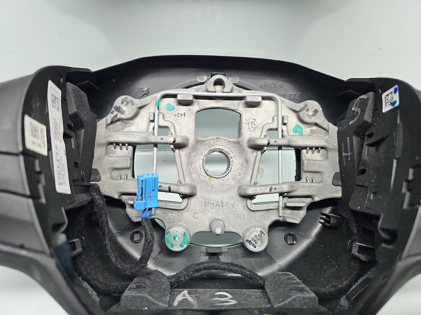 Volan PEUGEOT 2008 [Fabr 2013-prezent] 98094115ZD - imagine 5