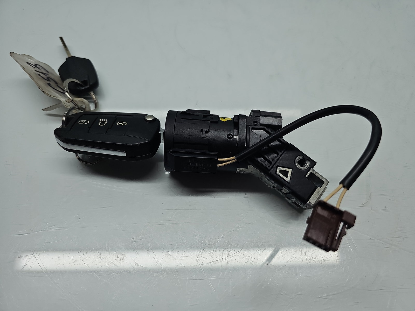 Contact cu cheie PEUGEOT 2008 [Fabr 2013-prezent] 9663123380 1.4 HDI DV4C 50KW / 68CP - imagine 1