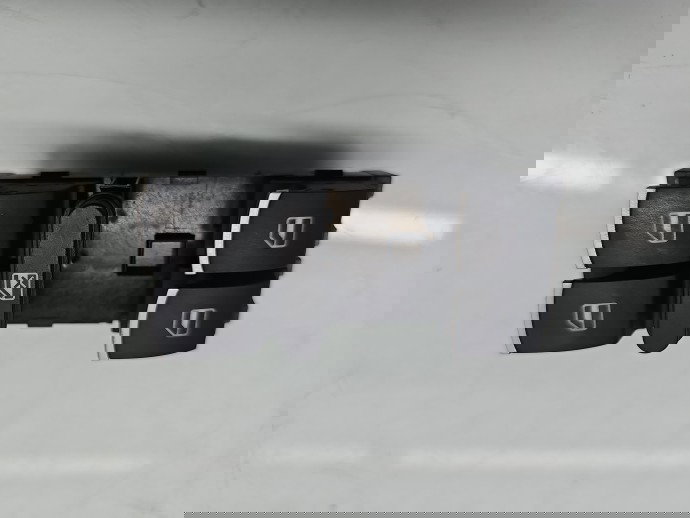 Butoane comanda geamuri sofer Volkswagen Tiguan (5N) [Fabr 2007-2016] 5K4959857