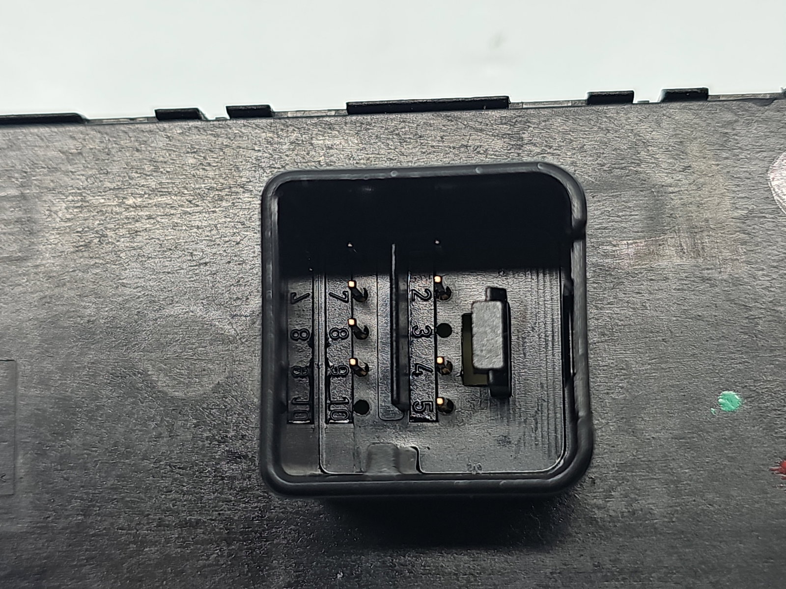 Butoane comanda geamuri sofer Volkswagen Tiguan (5N) [Fabr 2007-2016] 5K4959857 - imagine 3