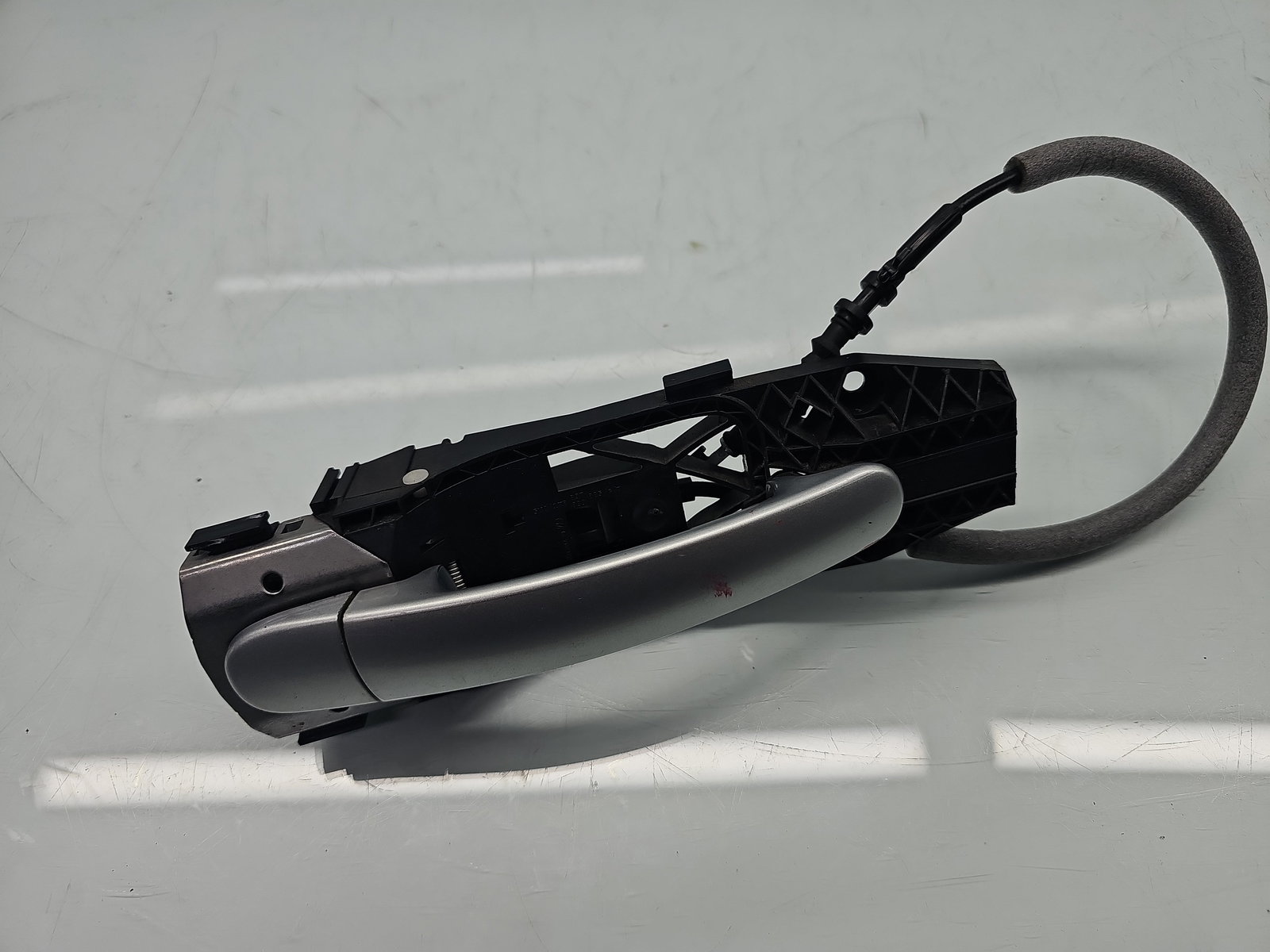 Maner usa dreapta fata Volkswagen Tiguan (5N) [Fabr 2007-2016] SUV LA7W - imagine 2